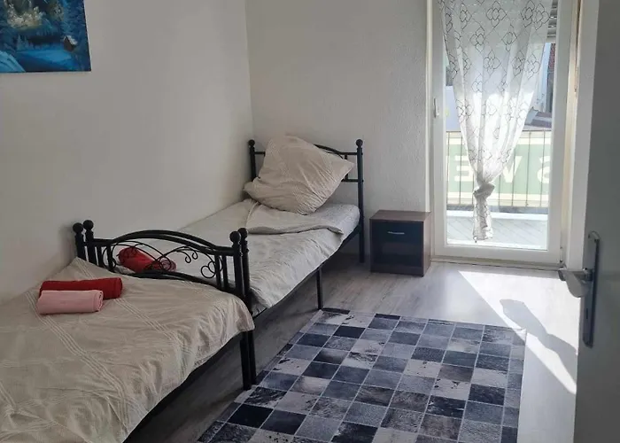 Monteurwohnung Weigl * Großmehring